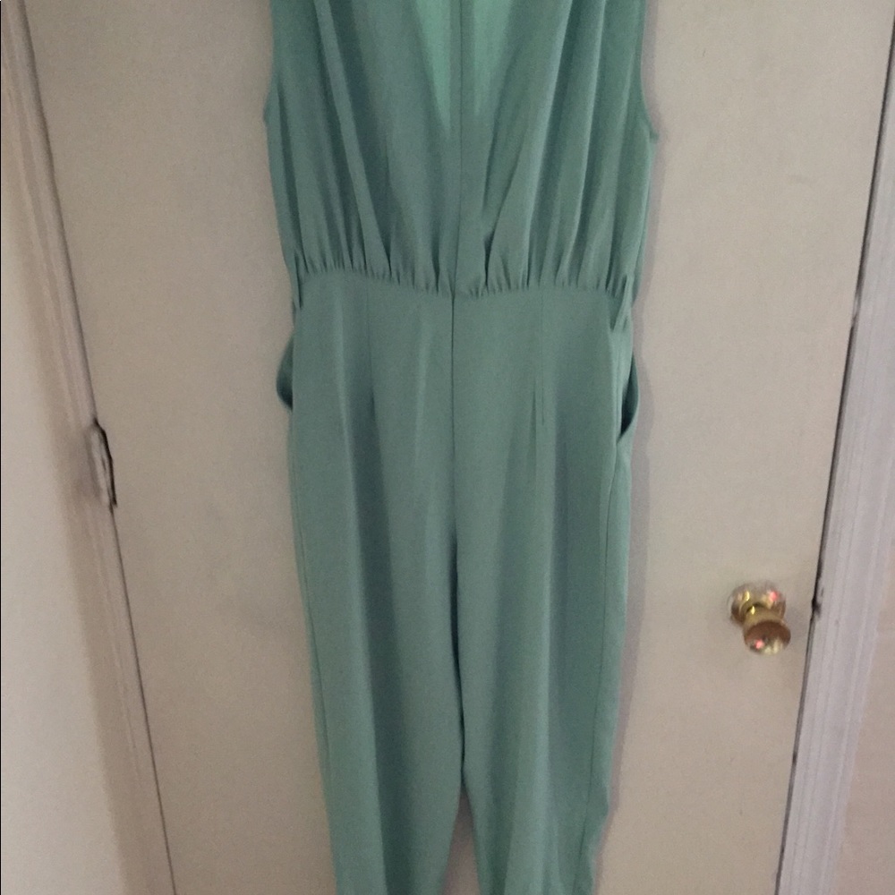 100% Polyester Jumpsuit - image 5